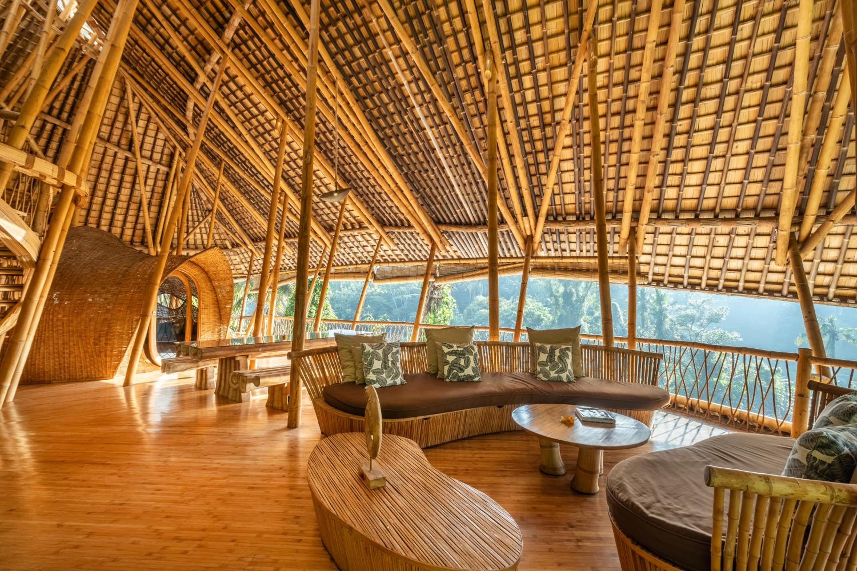 Sunrise House 3bd Bamboo Villa Pool view 4