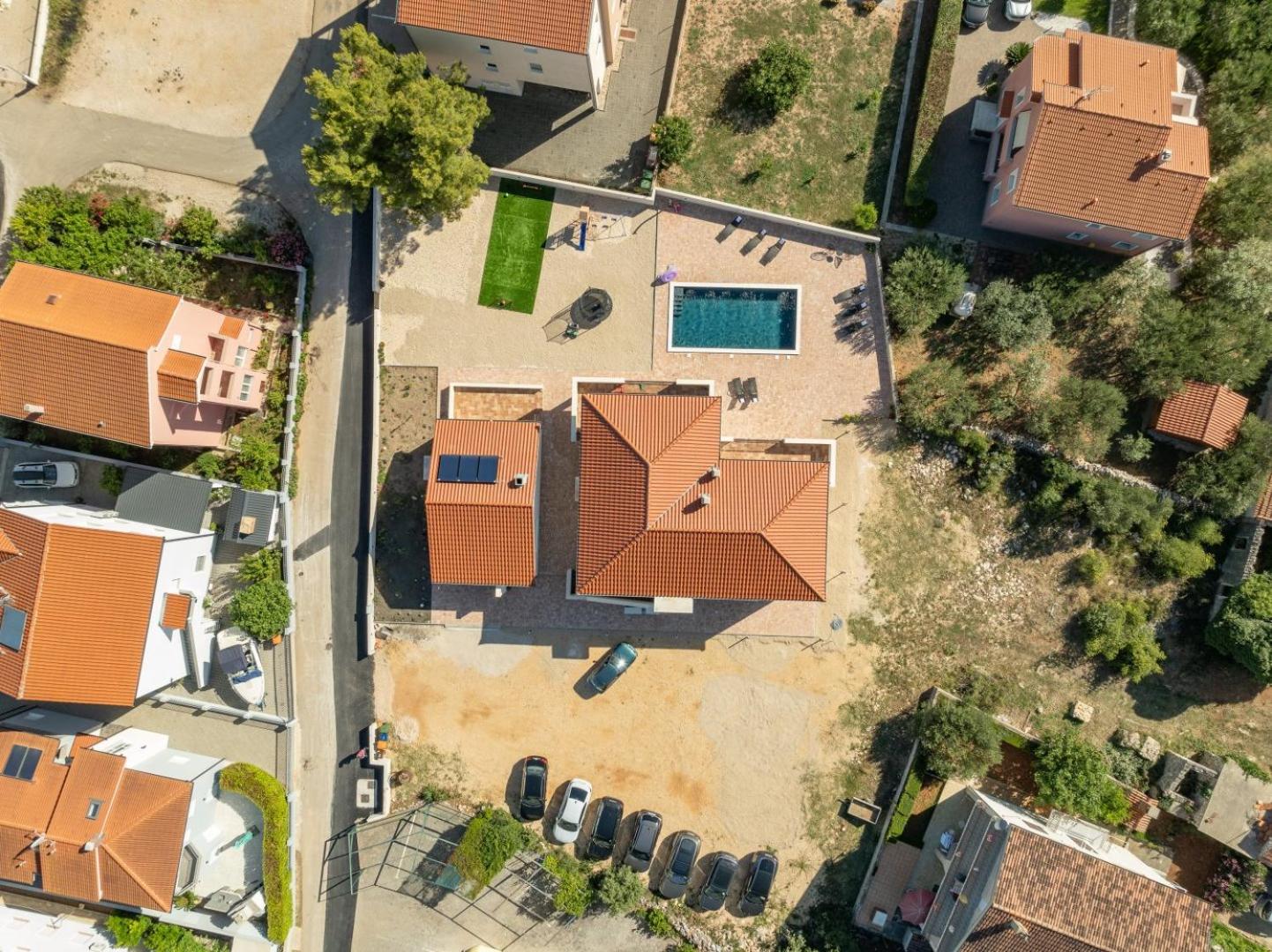 CROWONDER Apartaments Lucija