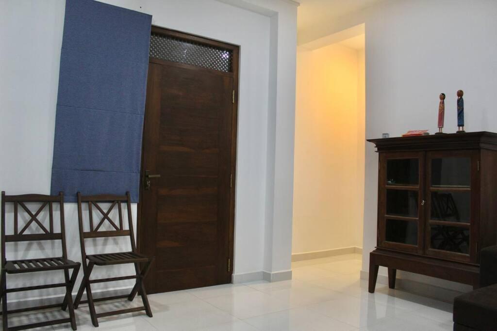 Apartment in Colombo 06 view 2