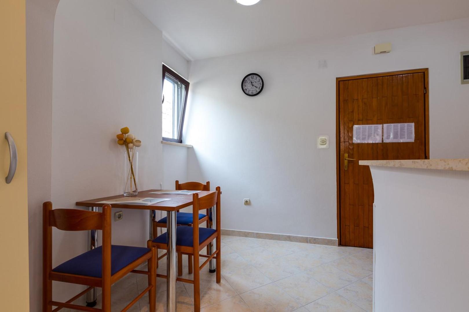 Apartments Gisela, Mali Lošinj view 5