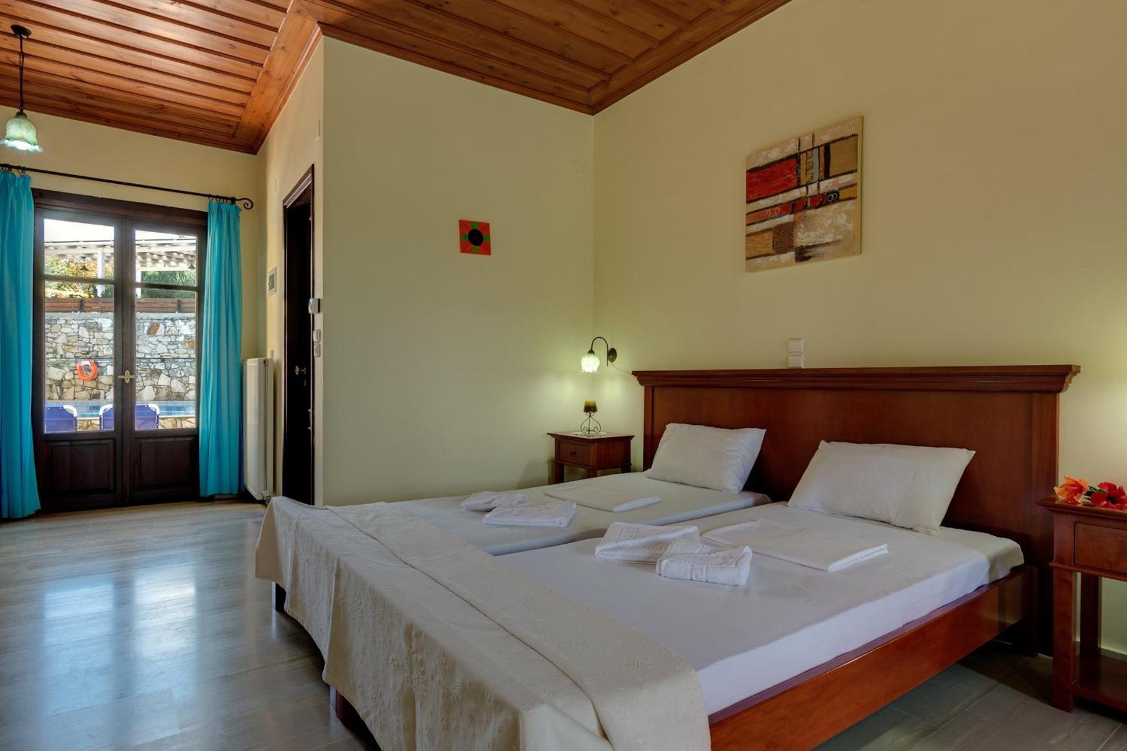 Heliopetra studios, small village near beaches