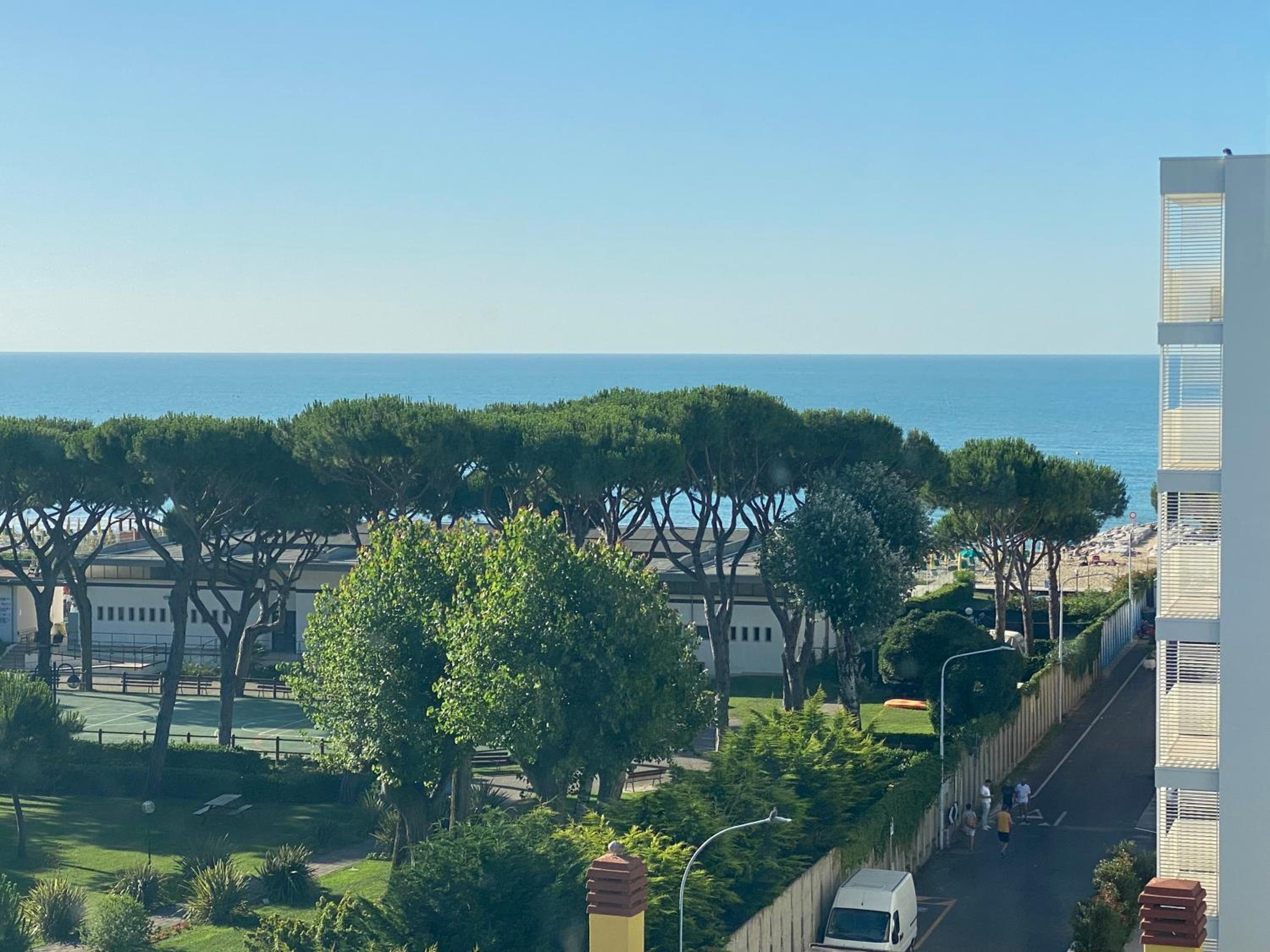 Attico Onda Blu vista mare - Acqua - a 150mt dalla spiaggia view 4