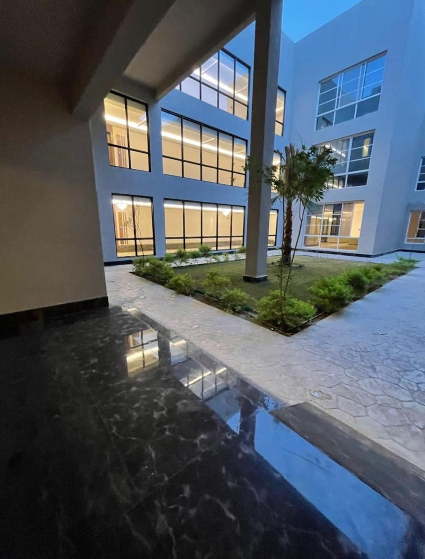 Luxury Smart Apartment E12