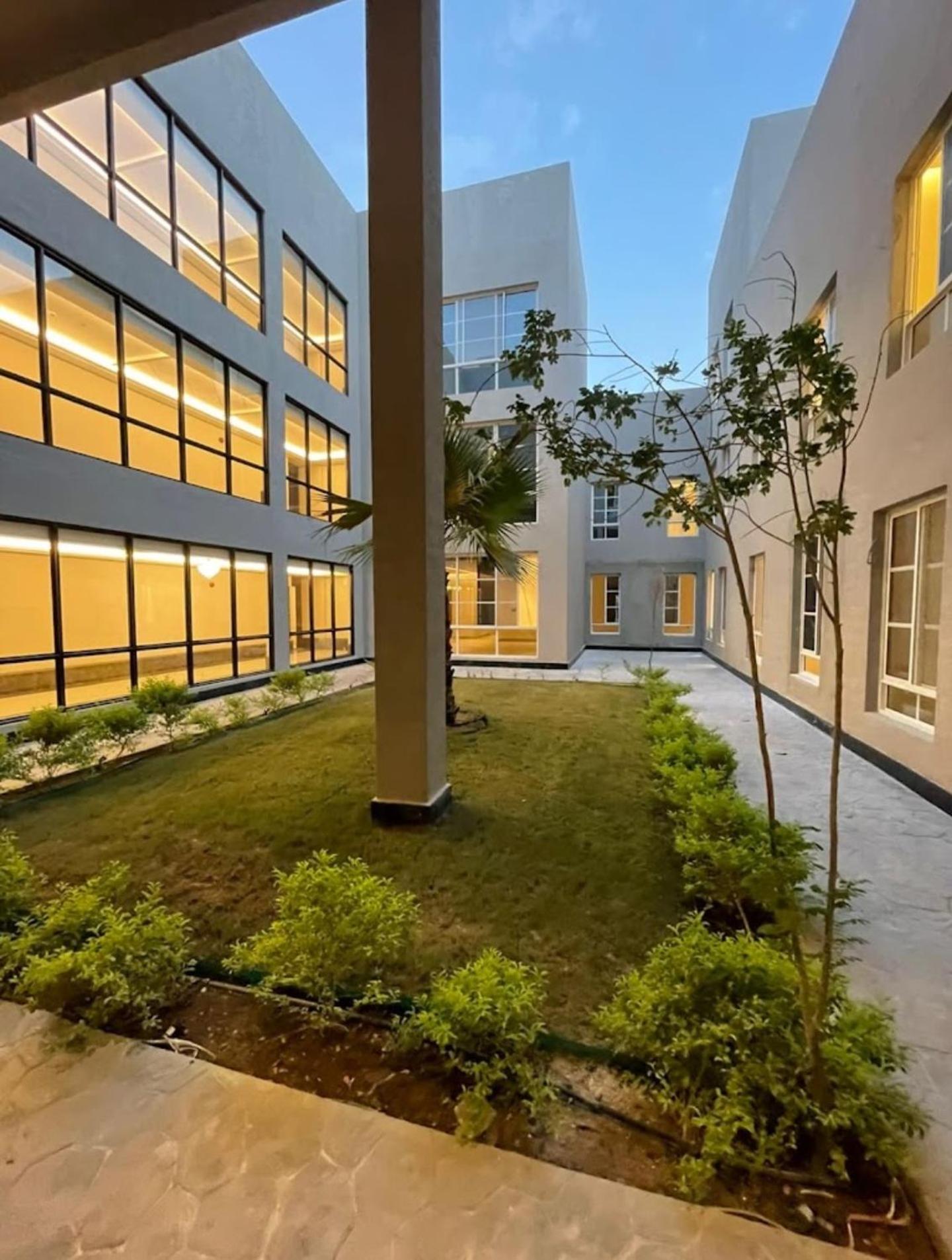 Luxury Smart Apartment E12