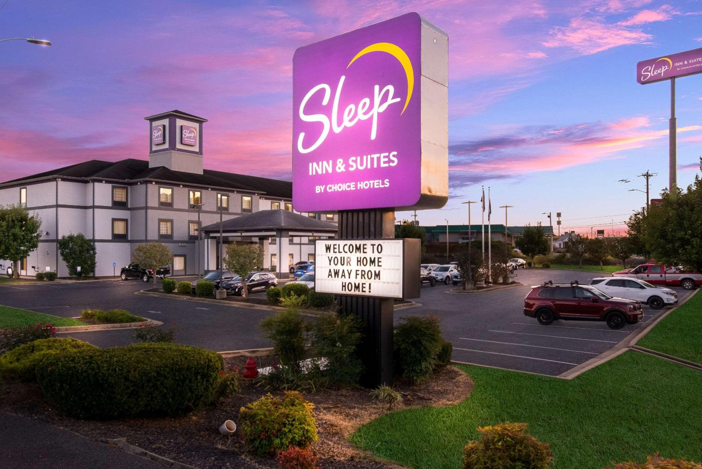 Cave City Vacations - Sleep Inn  Suites - Property Image 4