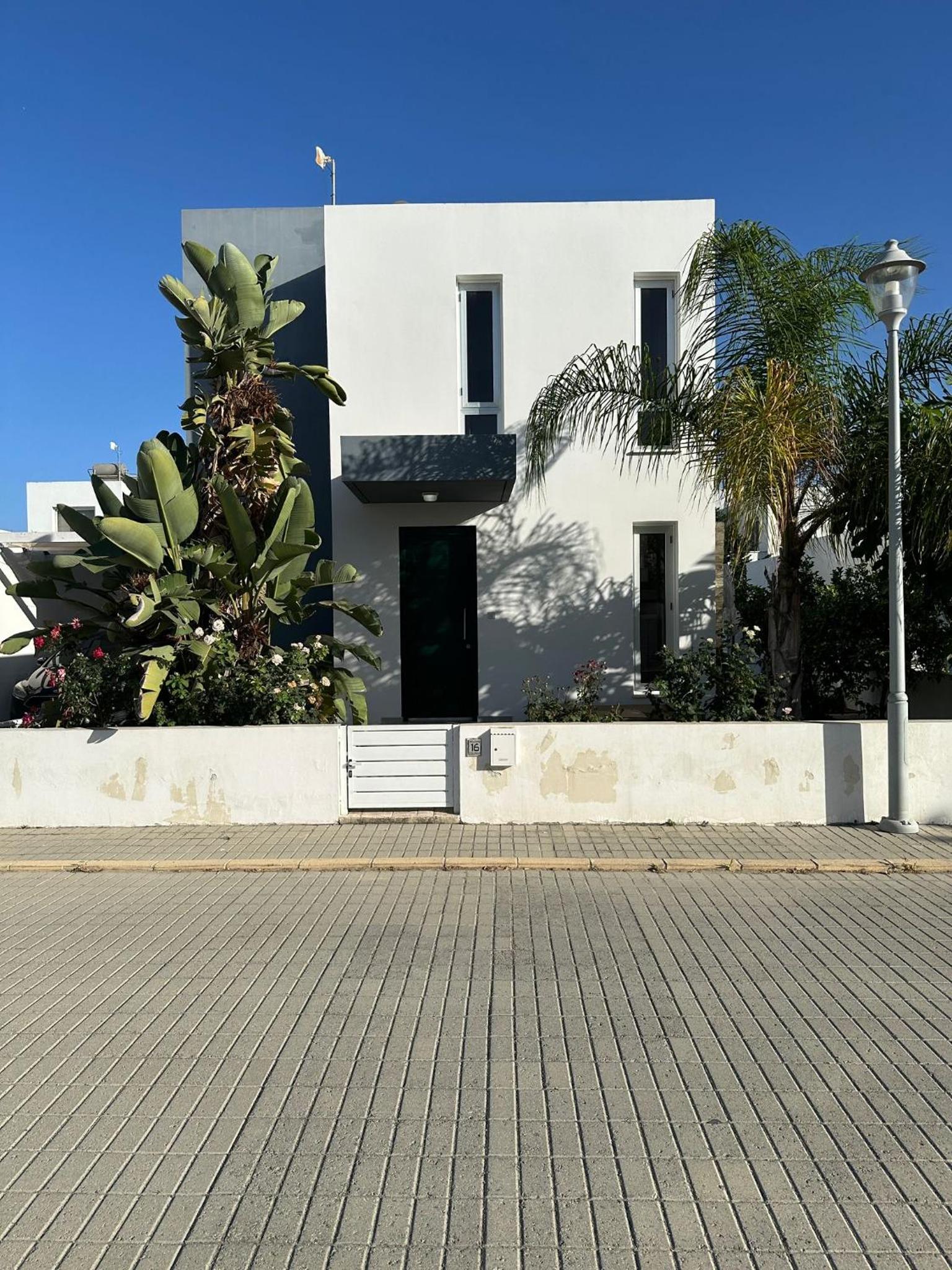Haus 2 Schlafzimmer und Pool