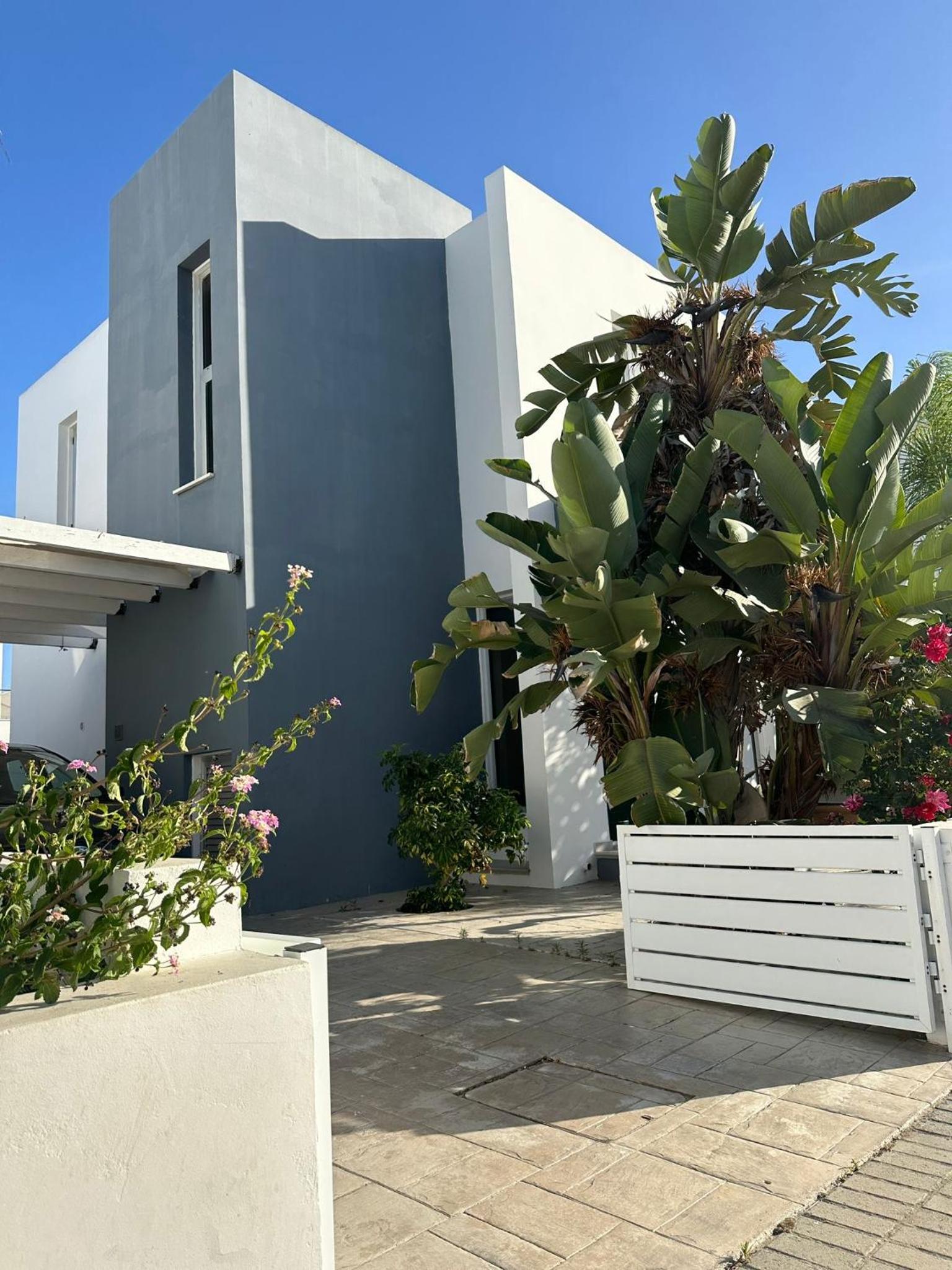 Haus 2 Schlafzimmer und Pool