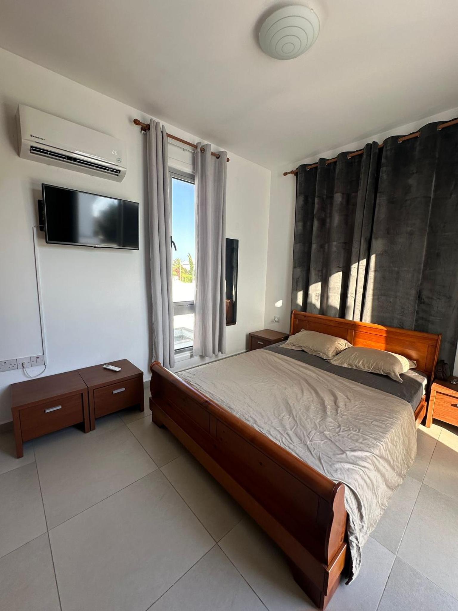 Haus 2 Schlafzimmer und Pool