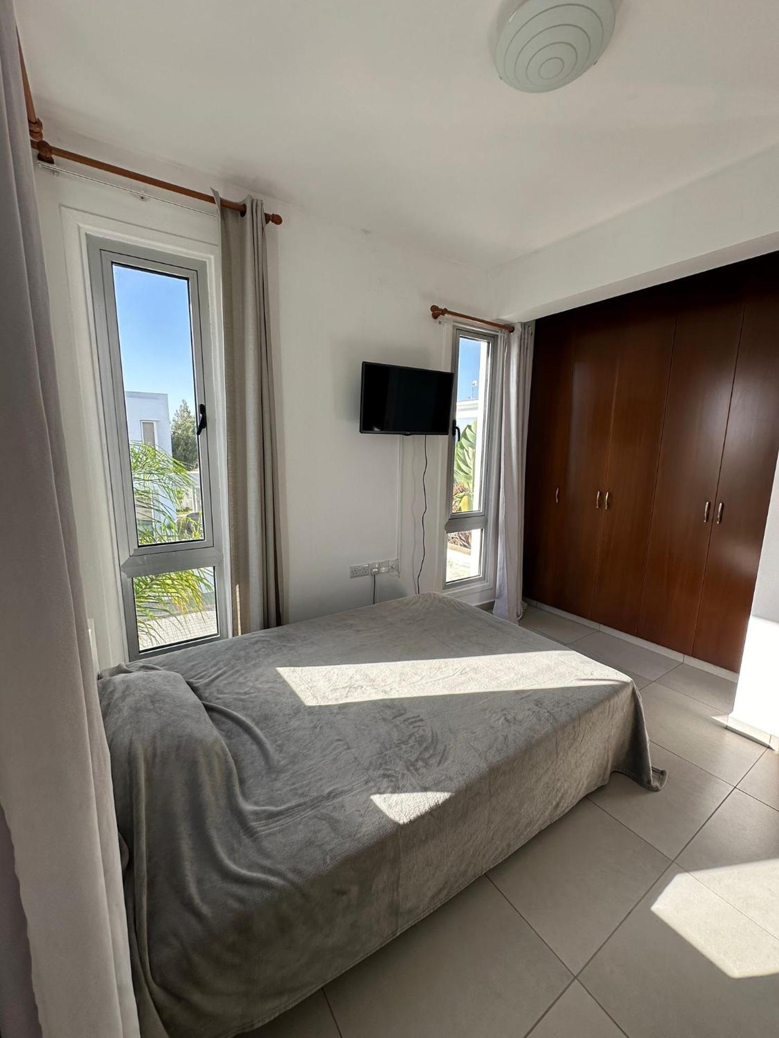 Haus 2 Schlafzimmer und Pool