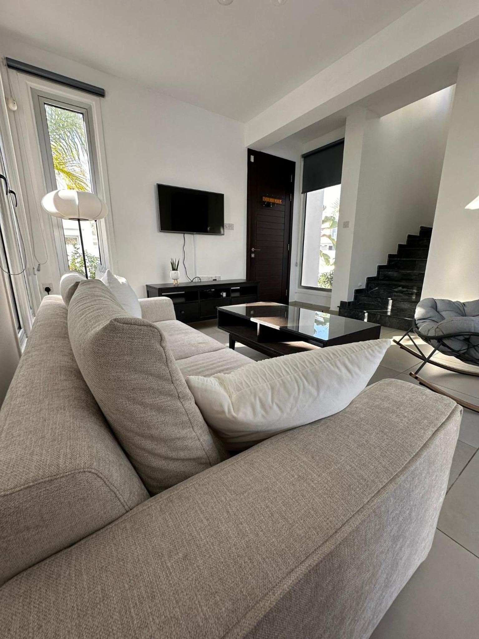 Haus 2 Schlafzimmer und Pool