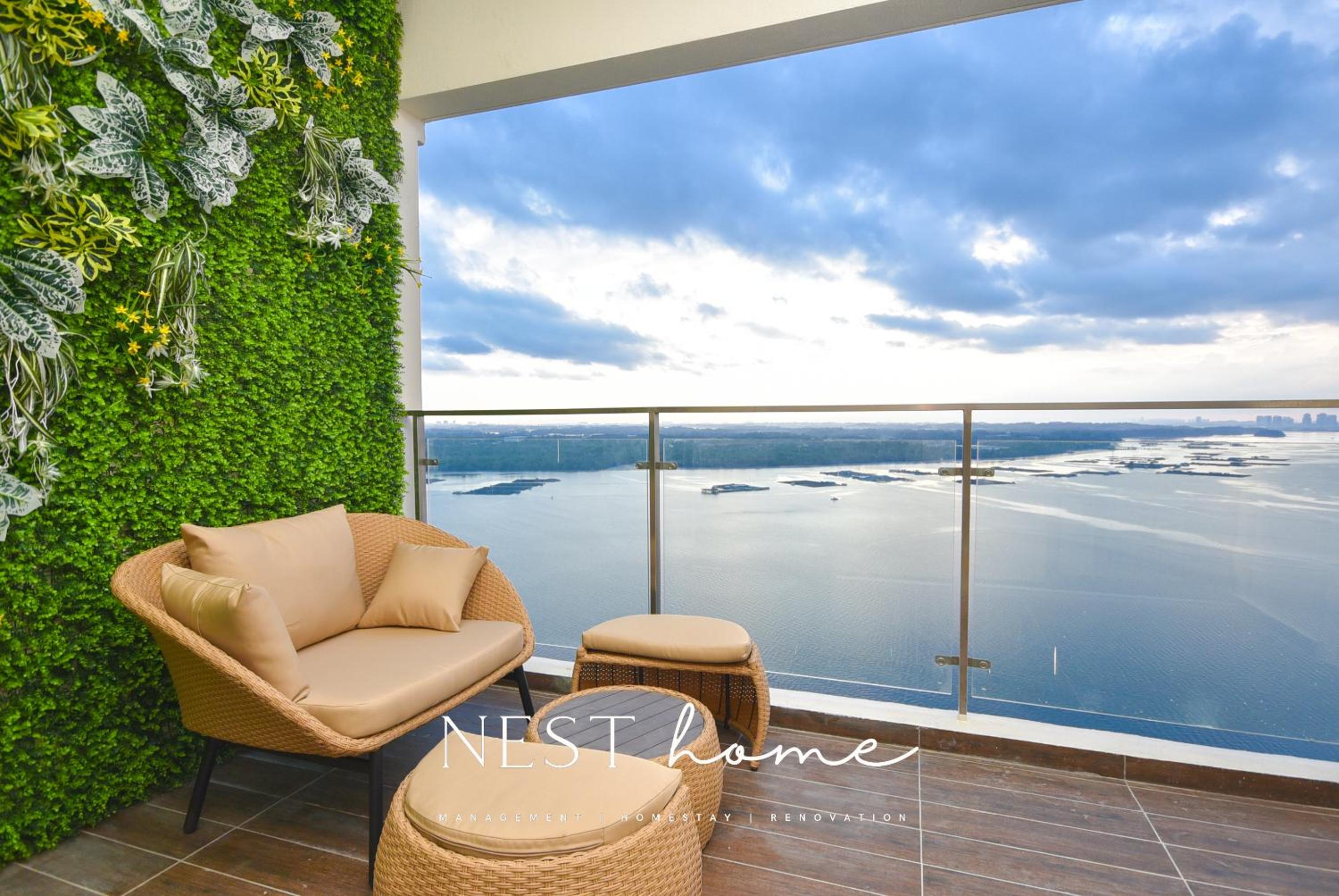 Country Garden Seaview Suite by Nest Home at Danga Bay