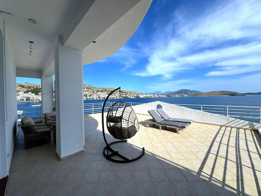 Seafront Oasis Luxury Apartment, with Sae View