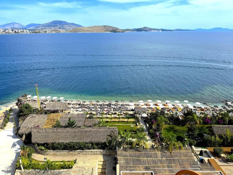 Seafront Oasis Luxury Apartment, with Sae View