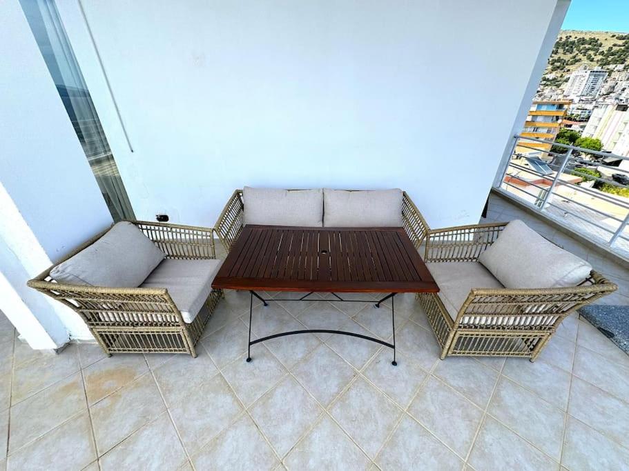 Seafront Oasis Luxury Apartment, with Sae View photo 3