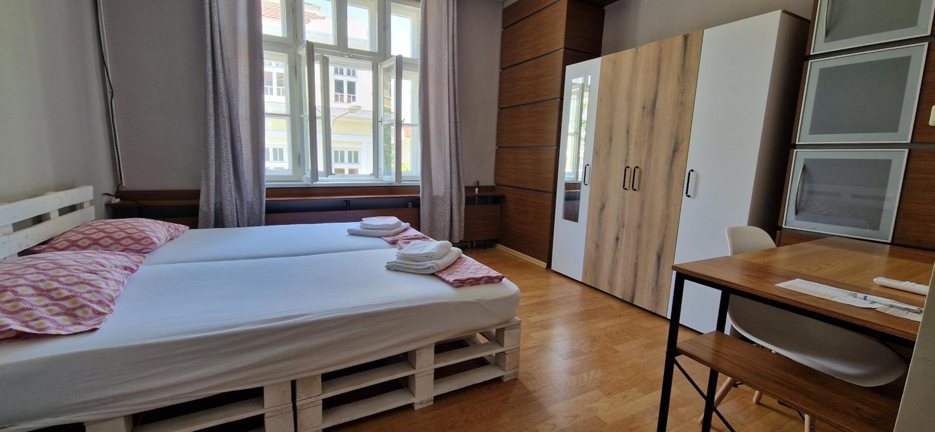 Lambo's Corner Varna - Guest Rooms