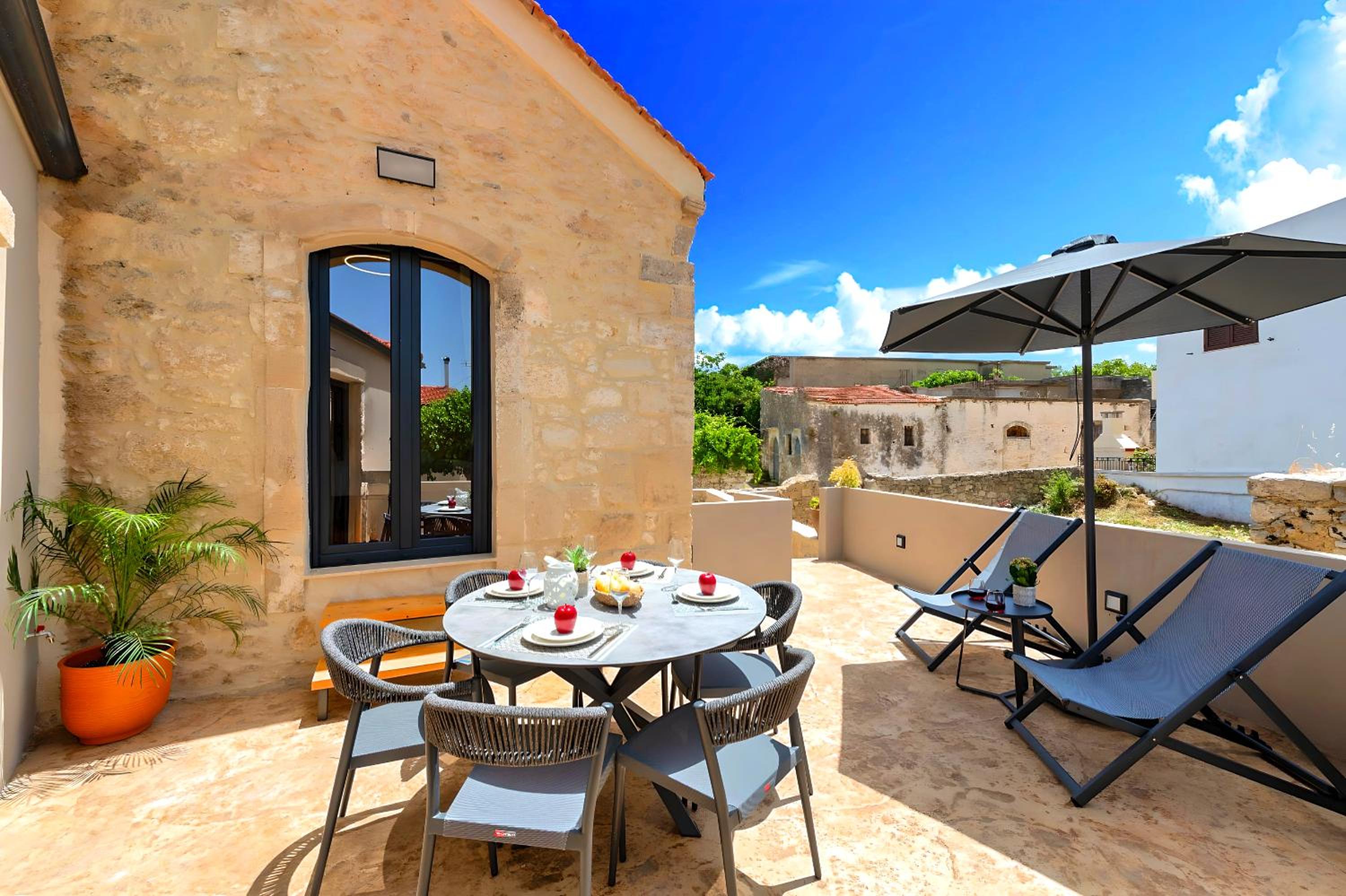 Roustico Luxury Villa Heated Pool & Whirpool view 5