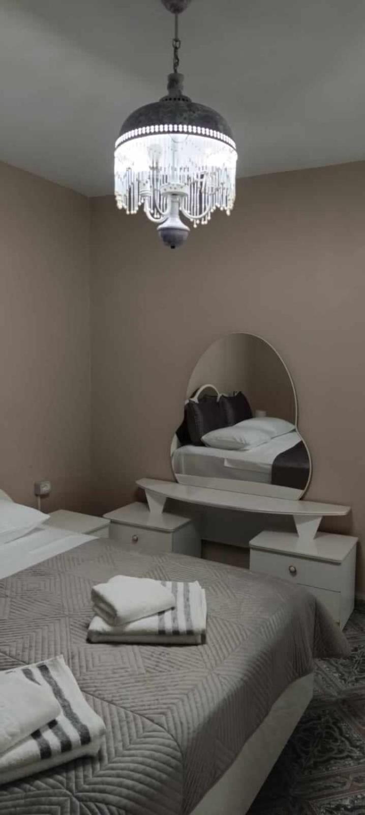 Robert Apartament Center