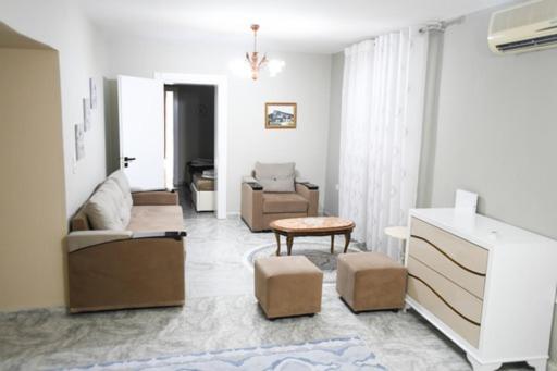 Robert Apartament Center