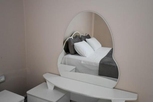 Robert Apartament Center
