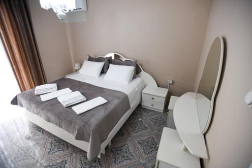 Robert Apartament Center