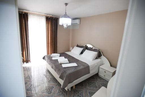 Robert Apartament Center