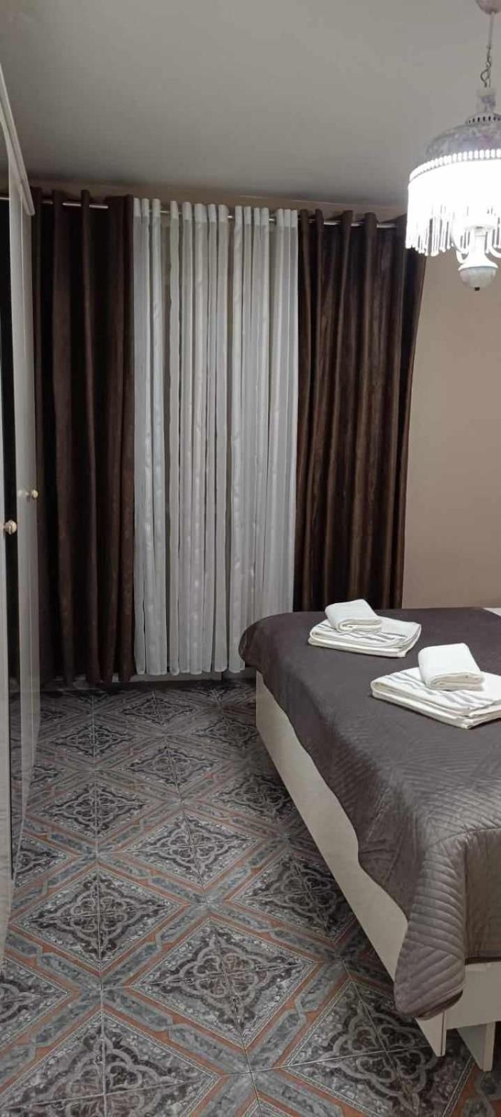Robert Apartament Center