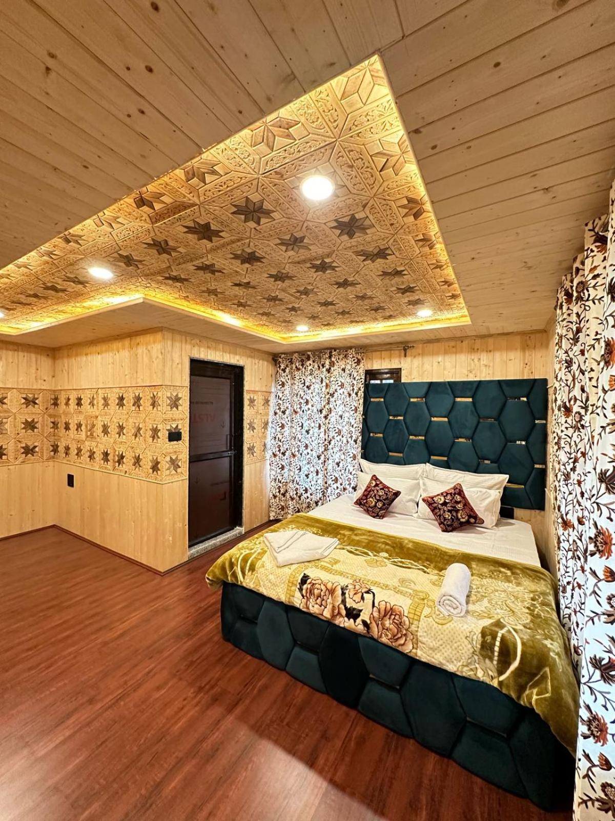 The Royal Choice Pahalgam view 4