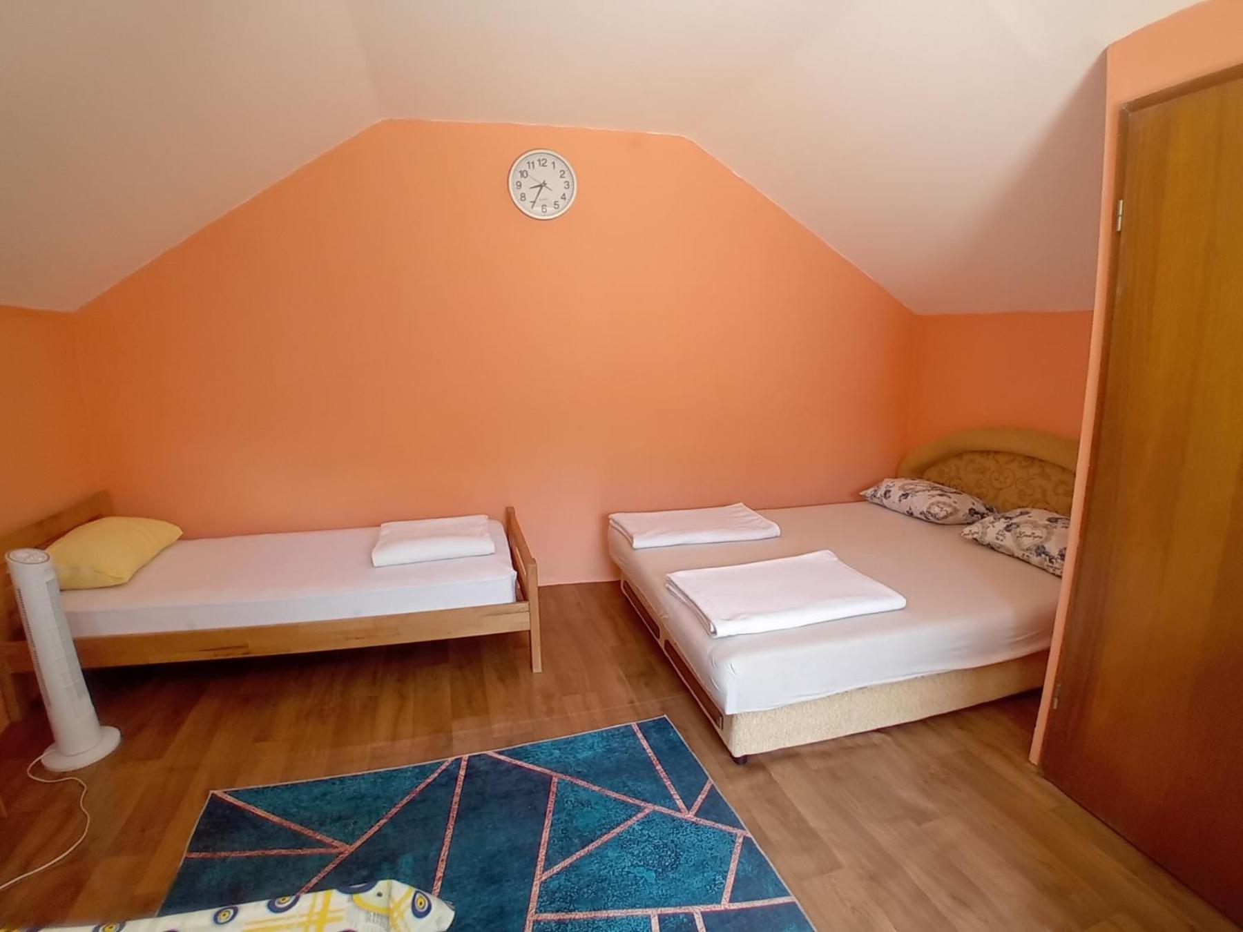 Red apartman 2
