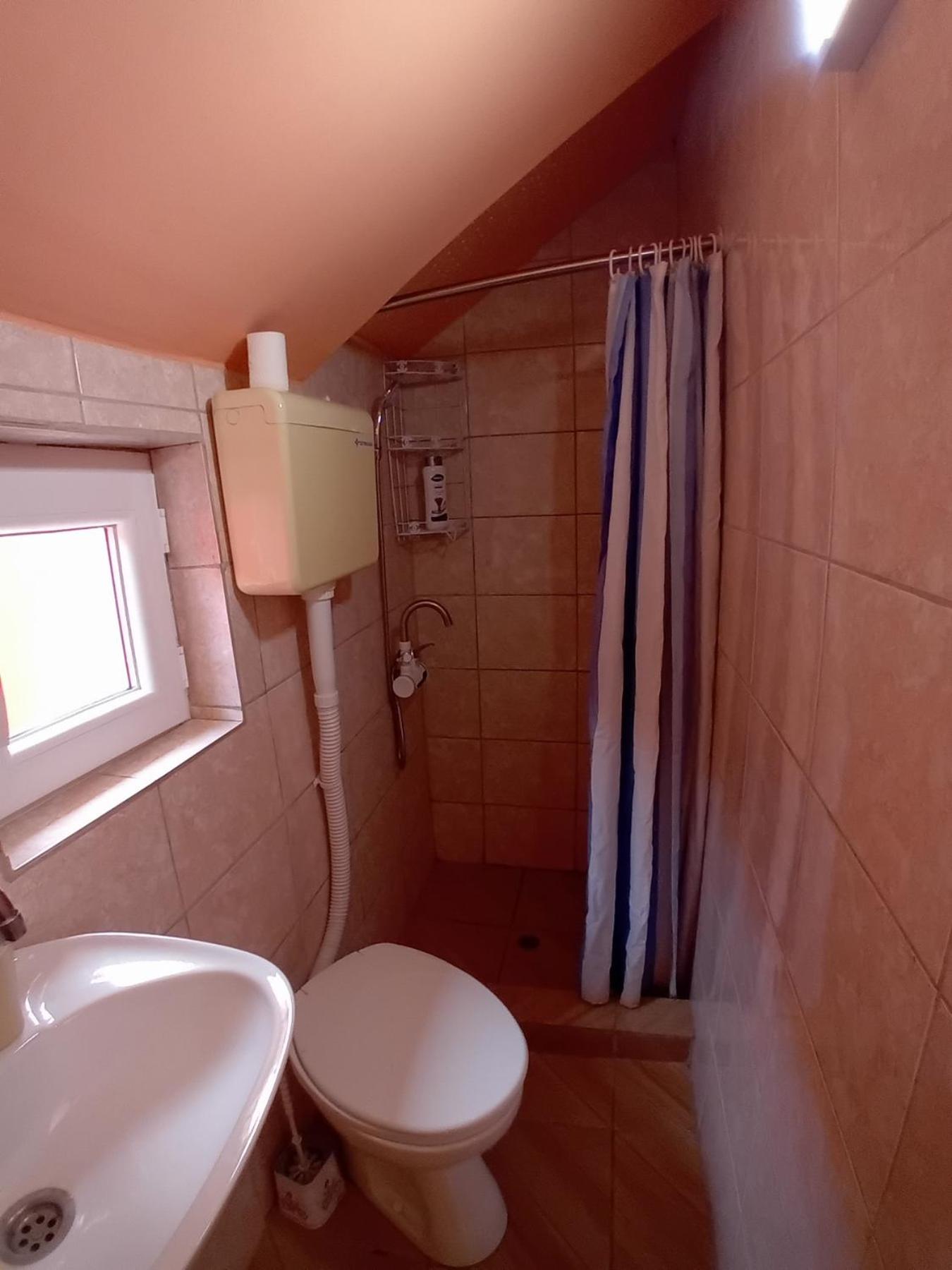 Red apartman 2