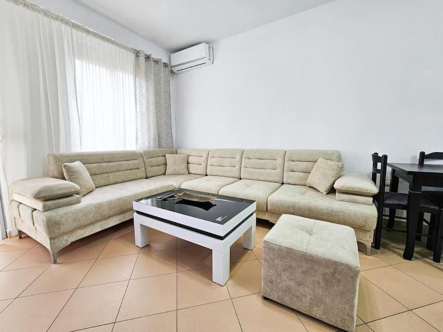 Lovely Beach Apartment in Durres