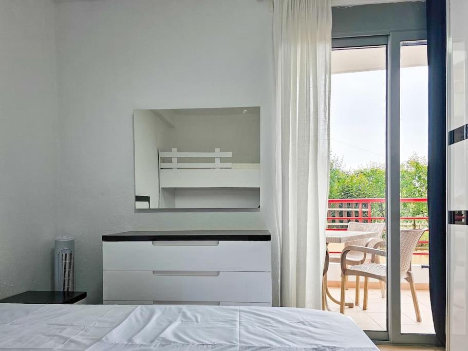 Lovely Beach Apartment in Durres