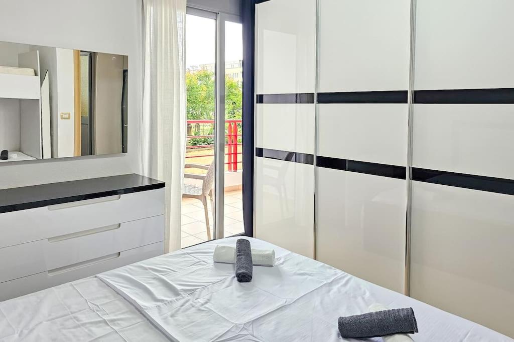 Lovely Beach Apartment in Durres