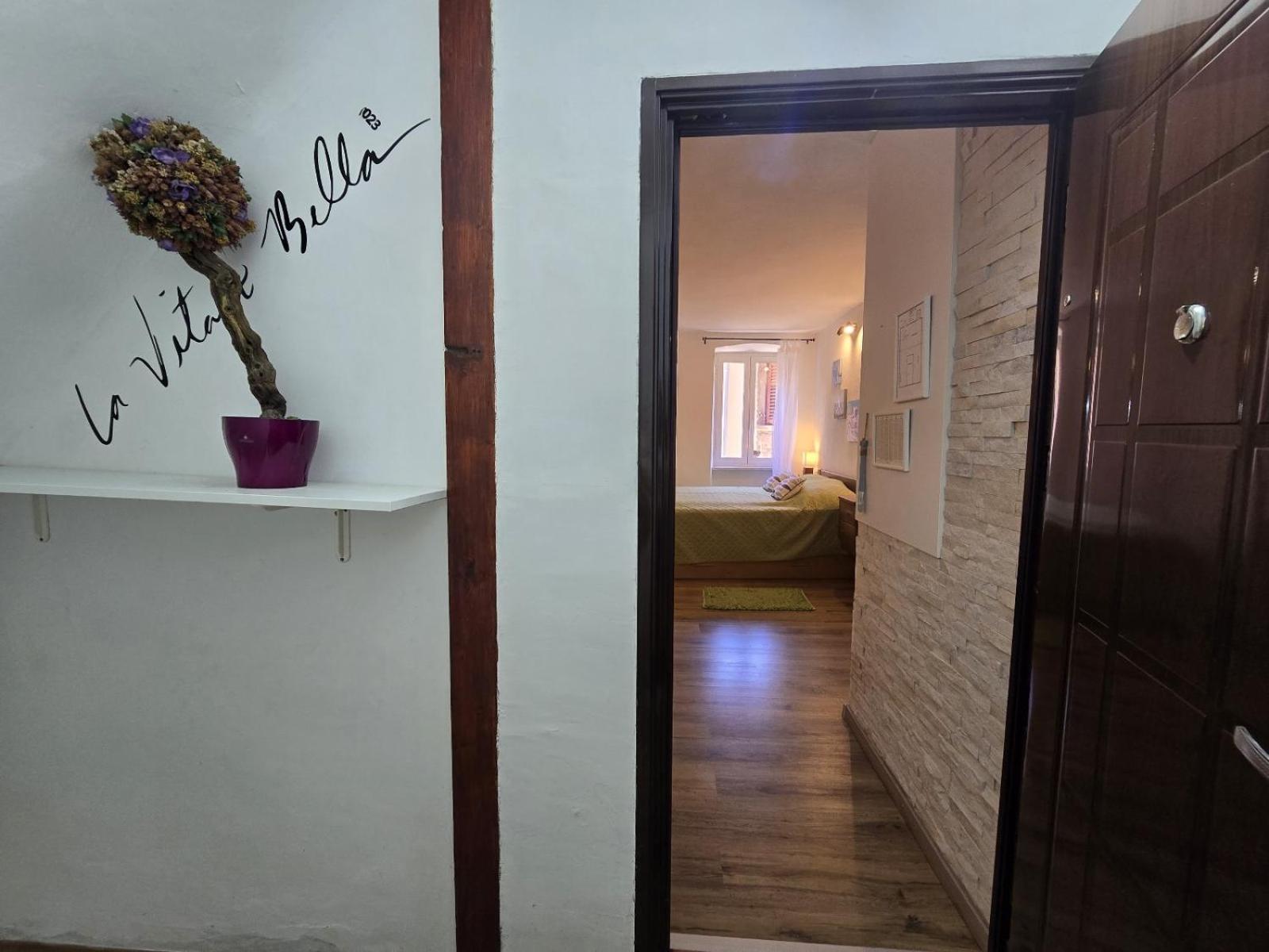 FRITULA - Studio Apartment