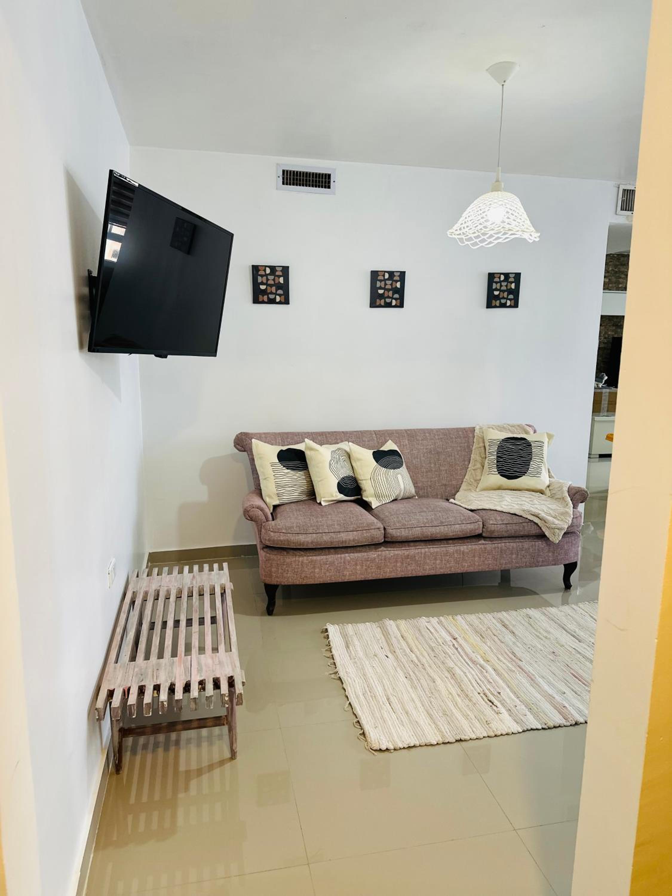 Cómodo apartamento Familiar totalmente equipado con estratégica ubicación Isla de Margarita view 4