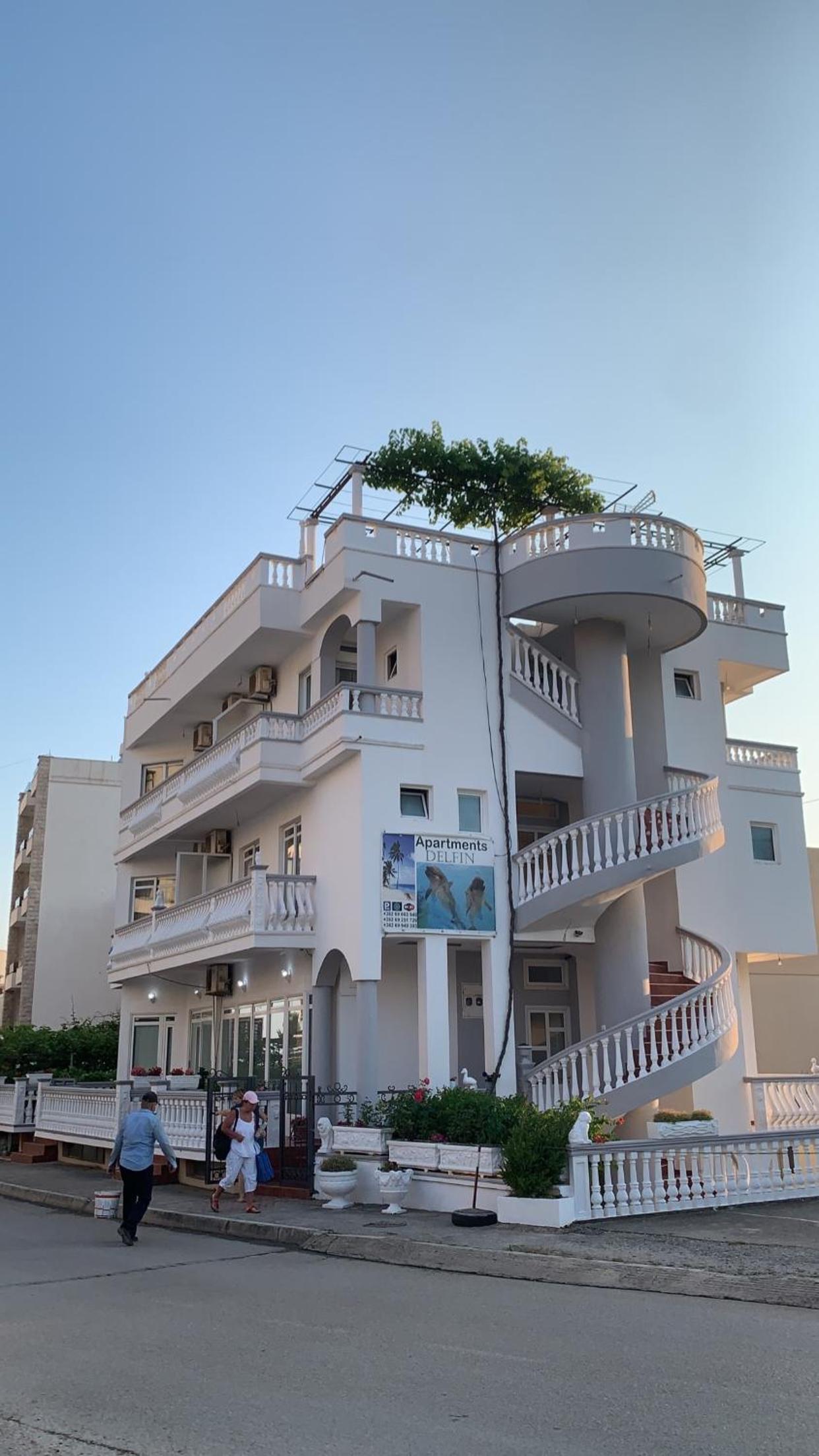 Apartments Delfin