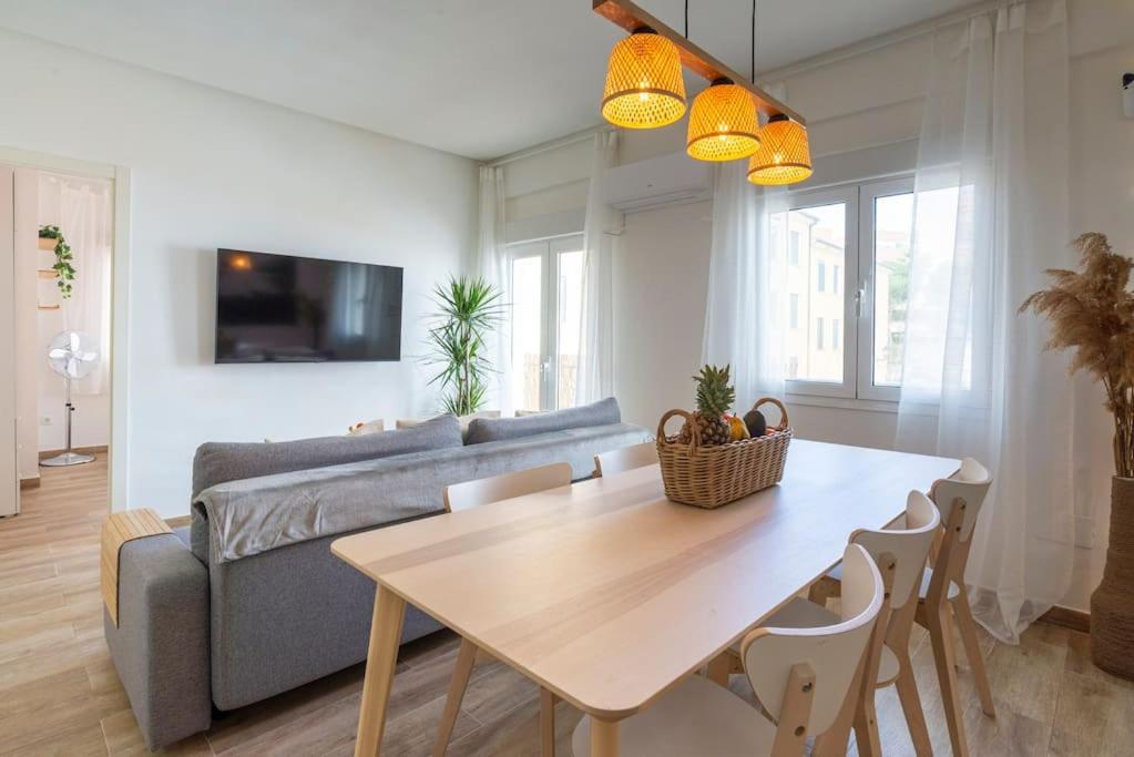 Penthouse 2bedroom w Rooftop Views