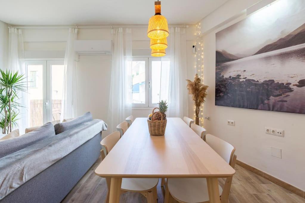 Penthouse 2bedroom w Rooftop Views