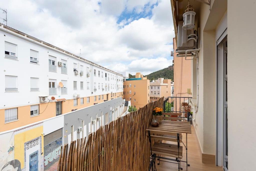 Penthouse 2bedroom w Rooftop Views