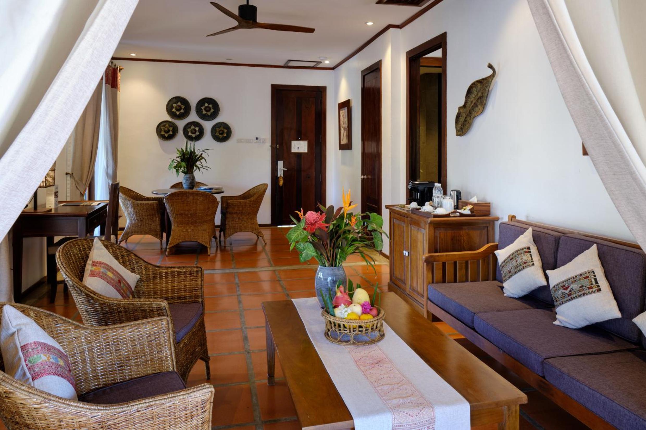 Riverside Boutique Resort, Vang Vieng — photo 44