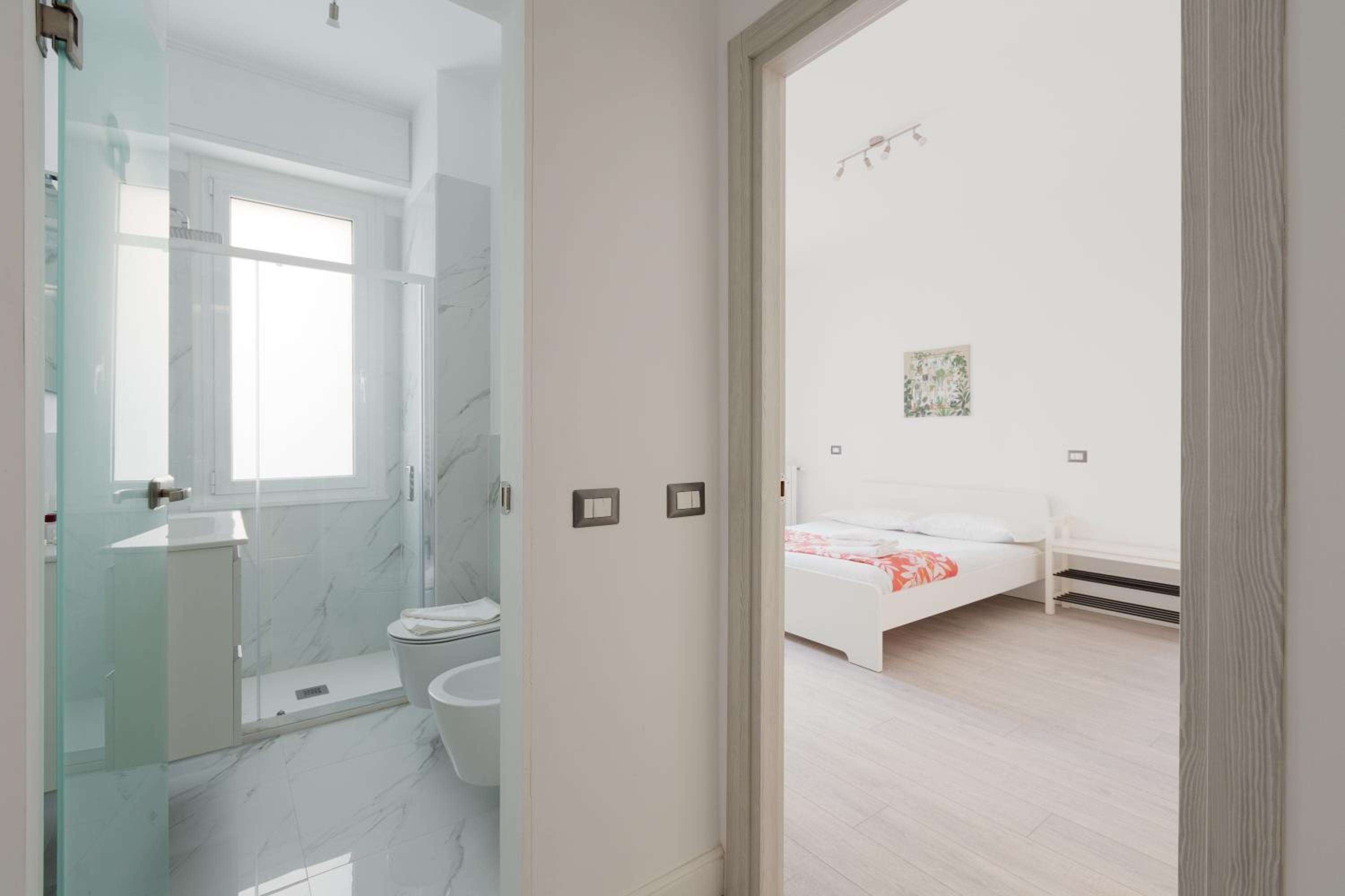 Milan-Corso Lodi Cosy Apartment with small terrace