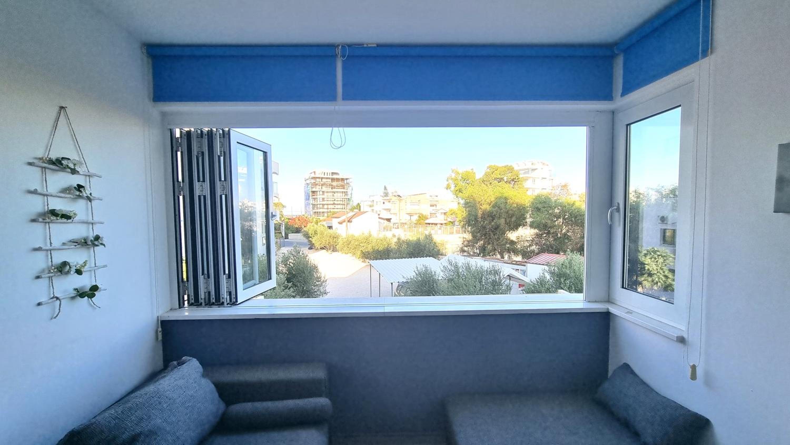Beachside Comfort - 2Br Apt,5 Min to the Beach