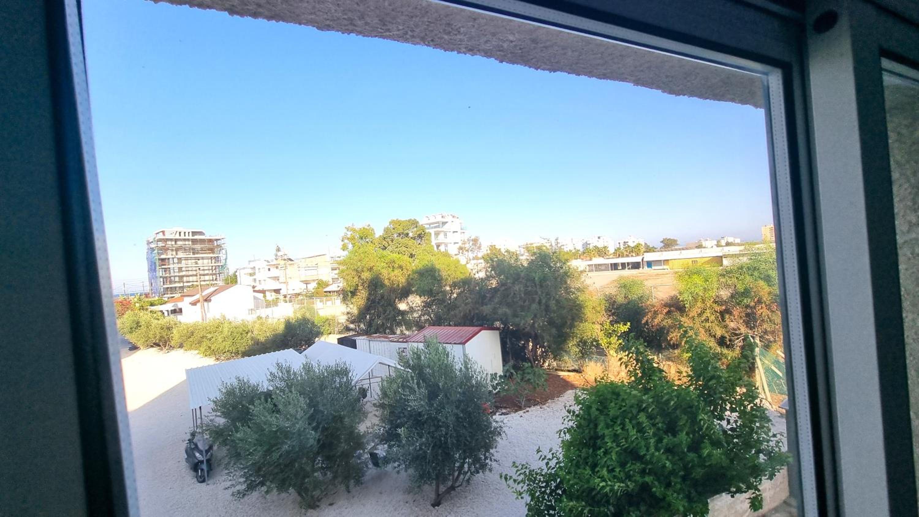 Beachside Comfort - 2Br Apt,5 Min to the Beach