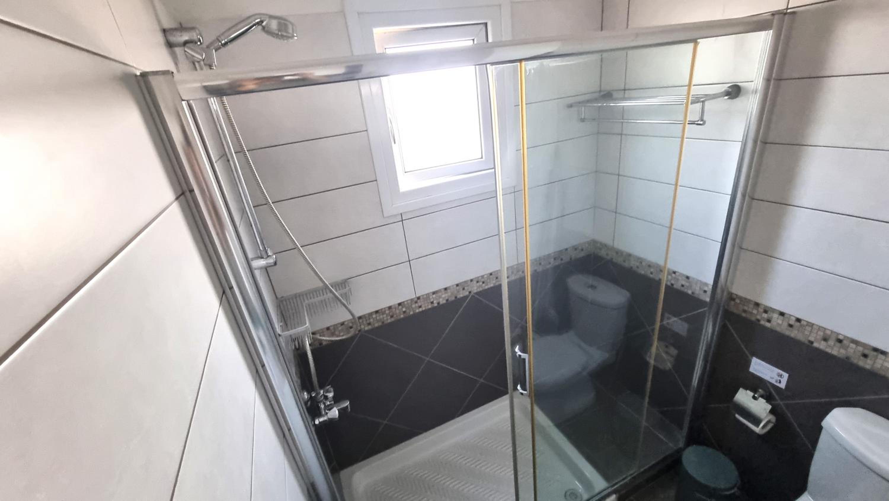 Beachside Comfort - 2Br Apt,5 Min to the Beach
