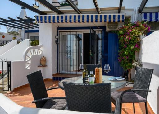 Beach Side Apartments Calahonda photo 4