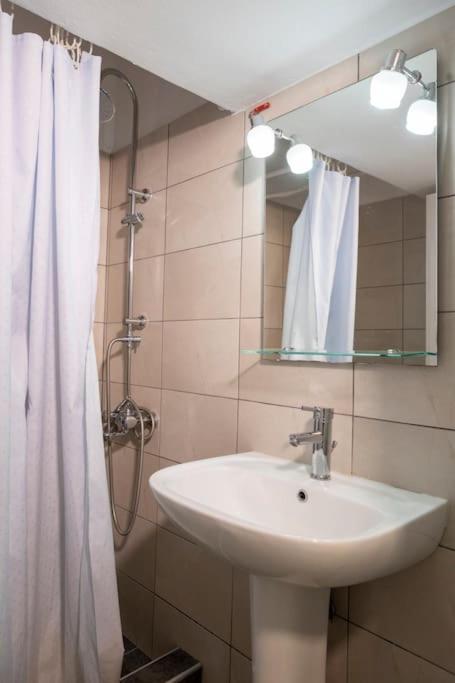 Serenity Maisonette by the sea view 4