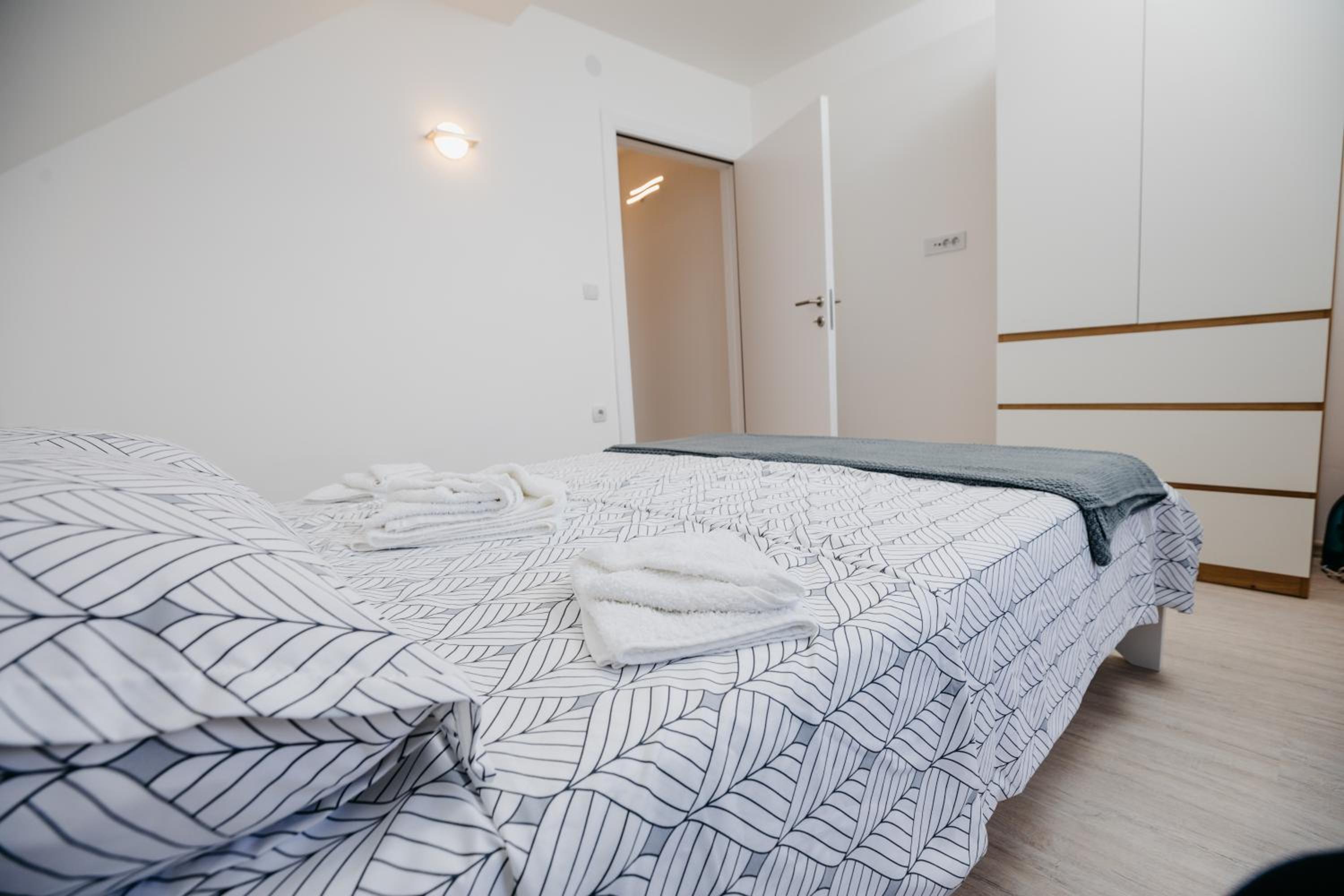 Apartmani Ani view 2