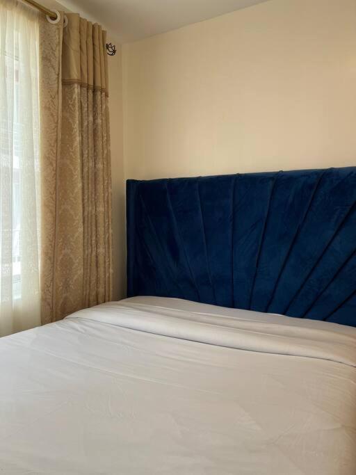 1Br Minimalist Apt at Racecourse