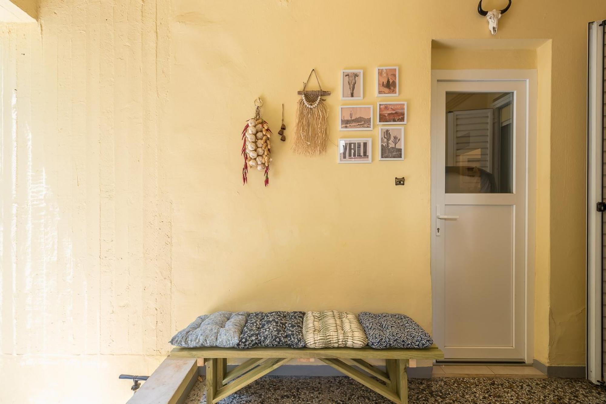 Athens Country House - Heated Jacuzzi - free bikes