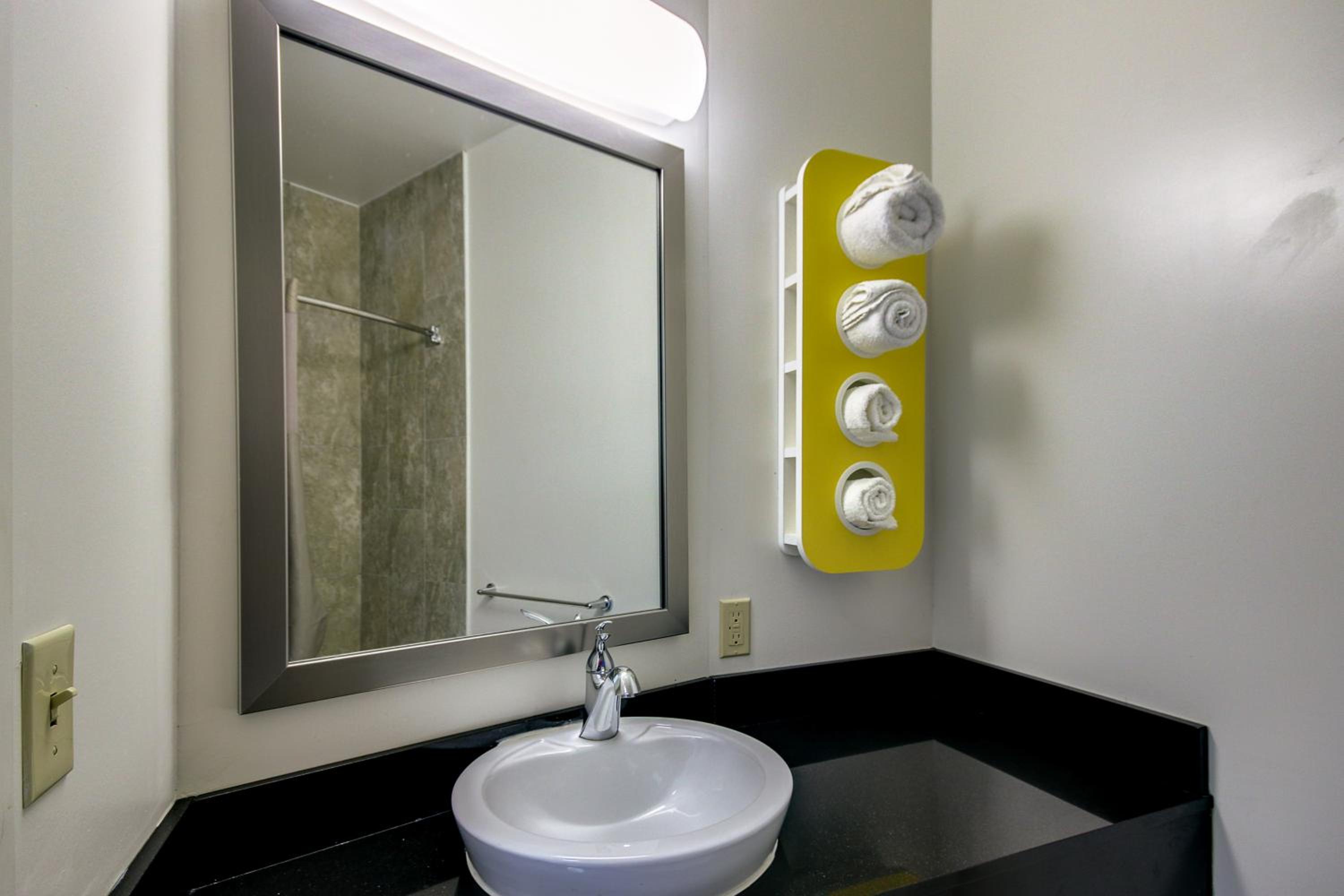 Allentown Vacations - Motel 6-Allentown, PA - Property Image 46