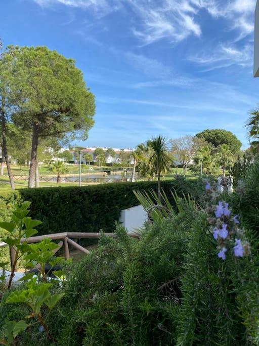 Bajo en Urb Hacienda Golf Islantilla